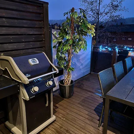 Halla - 8 Henkiloelle, Himosykkoesen Alue, 76m²+36m² Semesterbostad *