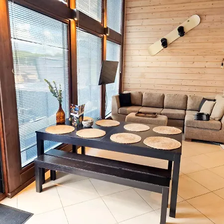 度假居 Halla - 8 Henkiloelle, Himosykkoesen Alue, 76m²+36m² *