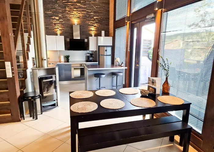 펜션 Halla - 8 Henkiloelle, Himosykkoesen Alue, 76m²+36m² Jämsä